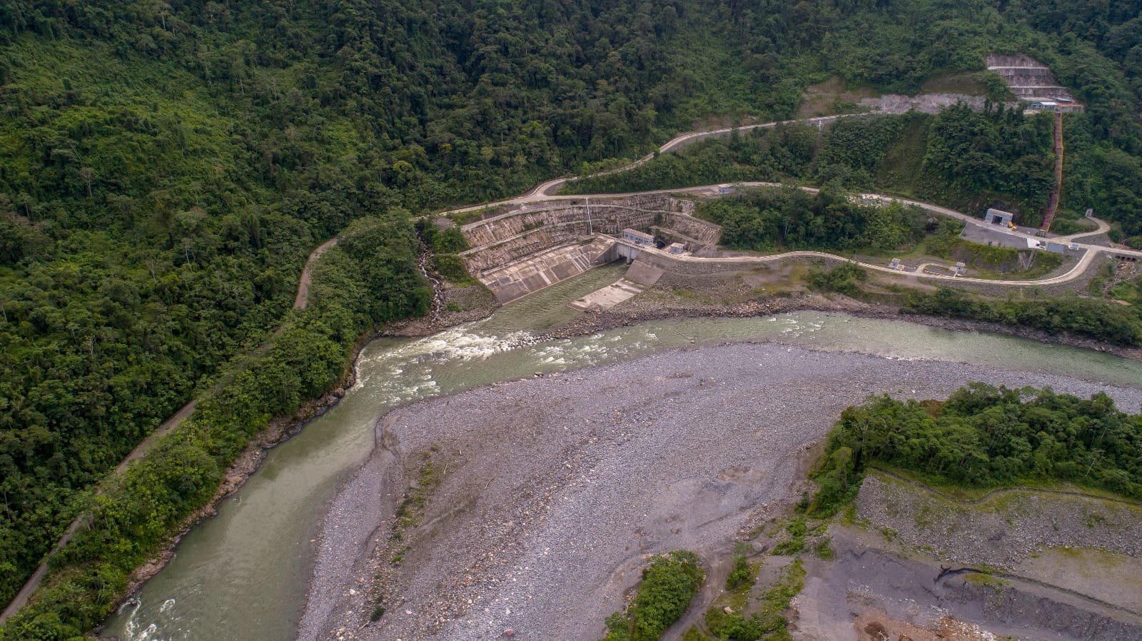 El agua que viene de la Amazonía ilumina y mueve a Ecuador y a Colombia Coca_Codo_Sinclair_Cre?dito_Celec